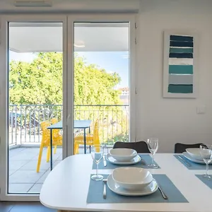 Bluemary - Spacieux T3 Garage Balcon Lyon